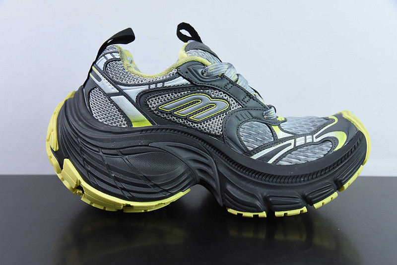 BC XL SNEAKERS