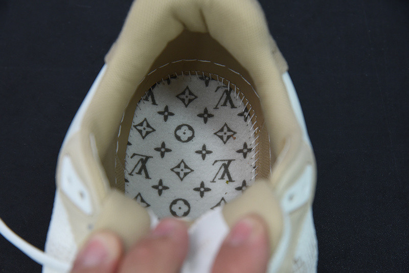LVT SNEAKERS