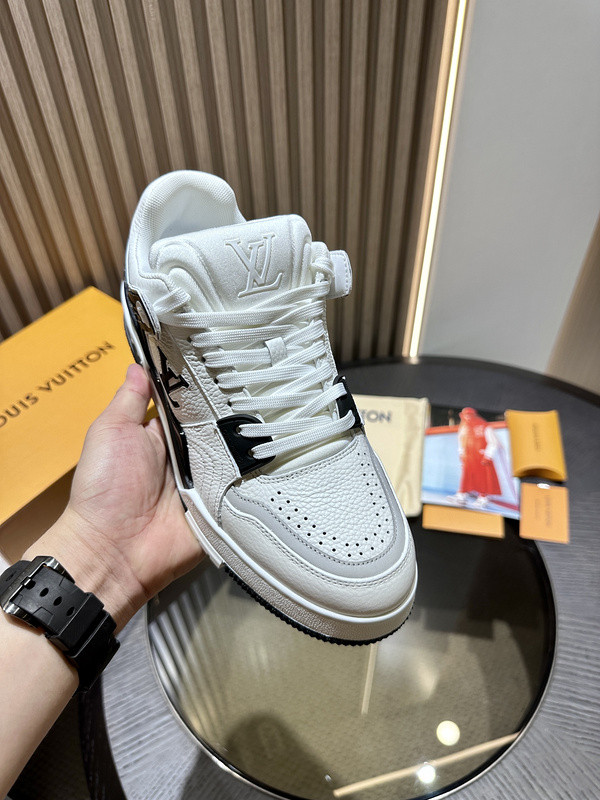 LVT SNEAKERS
