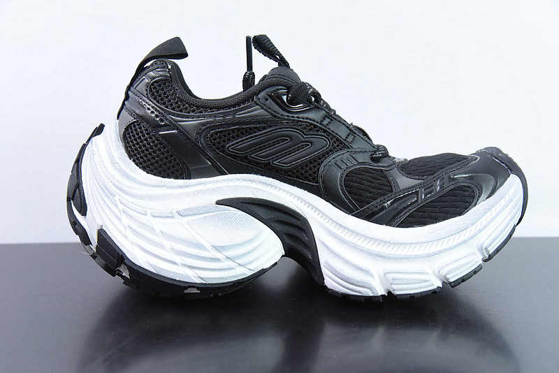 BC XL SNEAKERS
