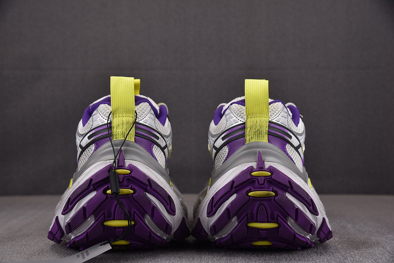 BC XL SNEAKERS