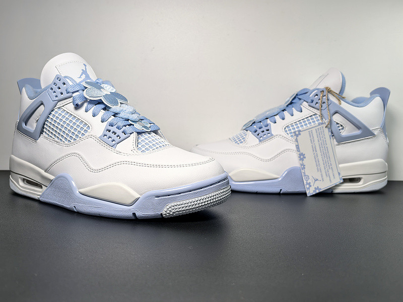 Air Jordan 4 WMNS "Aluminum" HV0823-100