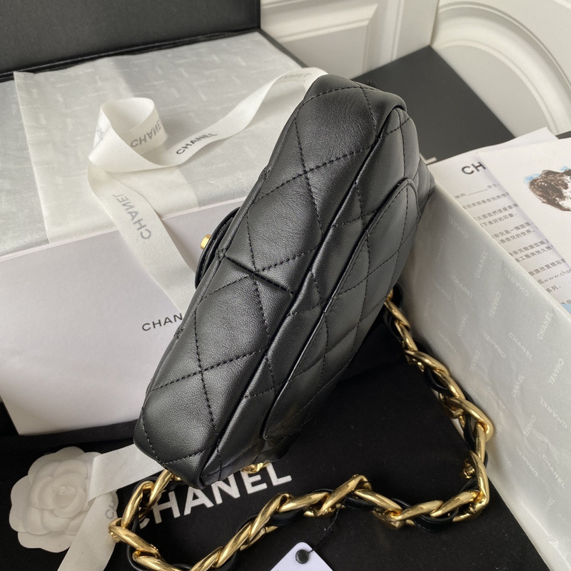 Ch*el purse