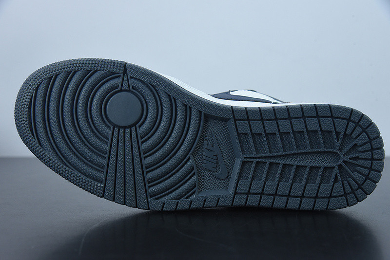 AIR JORDAN 1 LOW COVERED IN BLUE TONES 553558-414