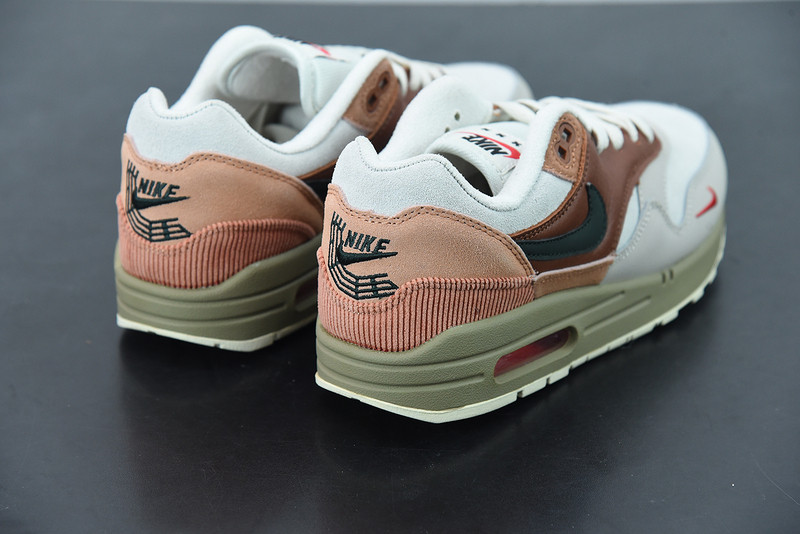 NIKE AIR MAX 1 CITY PACK 