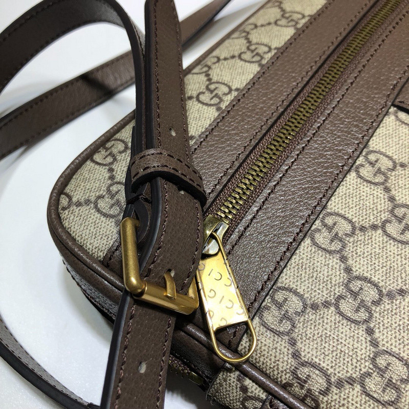 G*u*i shoulder bag