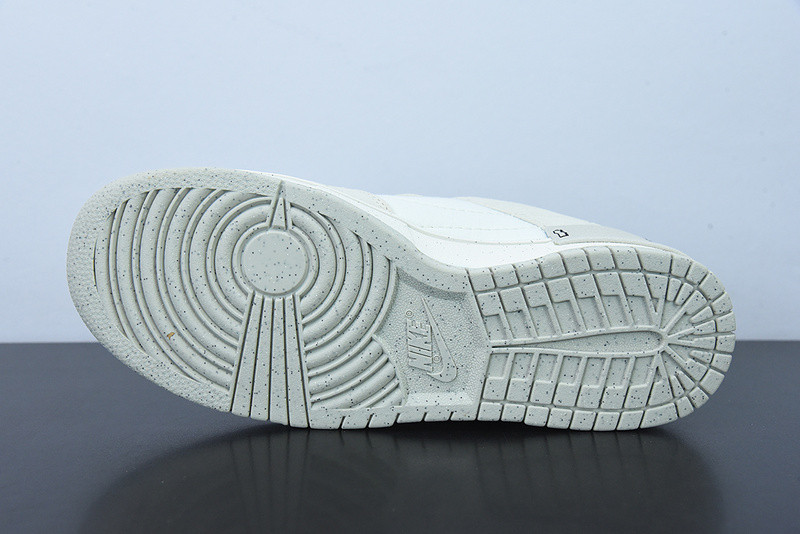 NIKE Dunk Low Disrupt 2 