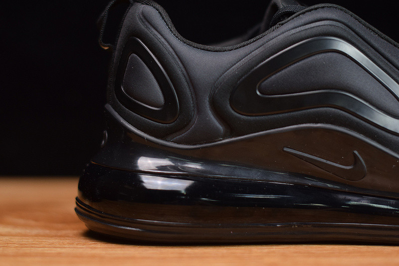 NIKE AIR MAX 720 720 