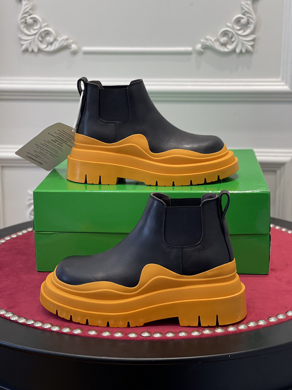 b0tte*a Ven*ta sneaker