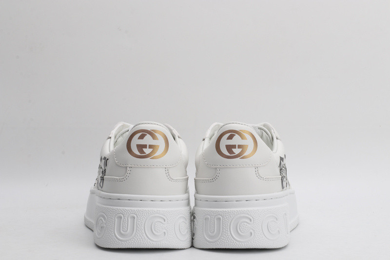 G*u*i sneaker