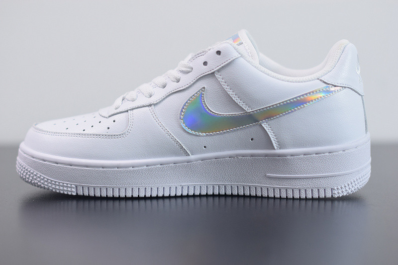 NIKE AIR FORCE 1 LOW 