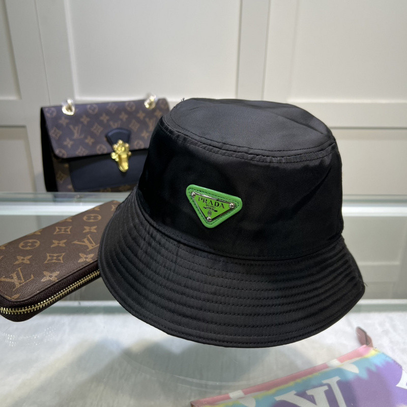 Pra*a hat