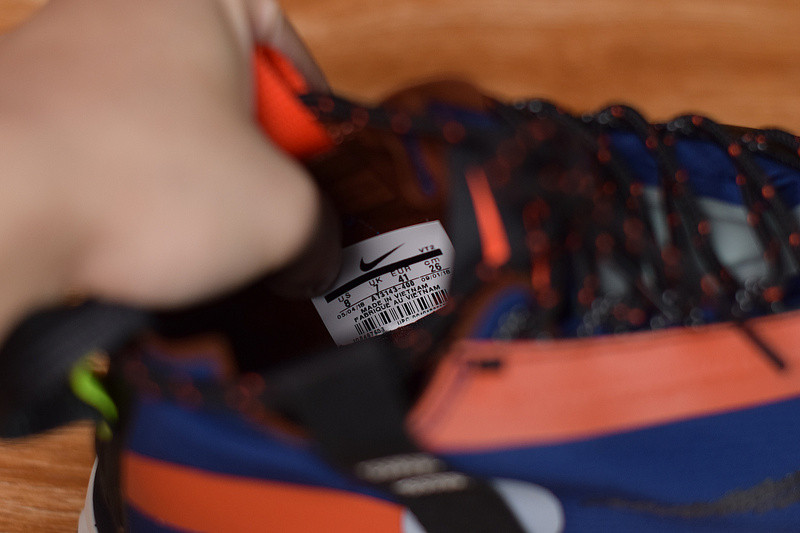 NIKE REACT RUNNERr MID WR ISPA BLUE VOID TEAM ORANGE AT3143-400