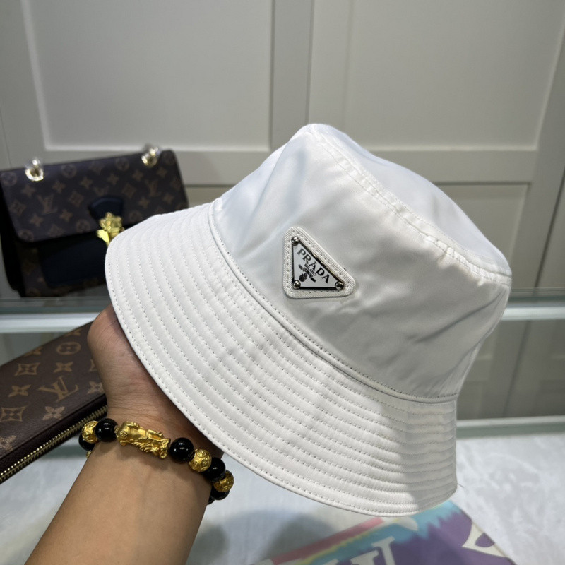 Pra*a hat