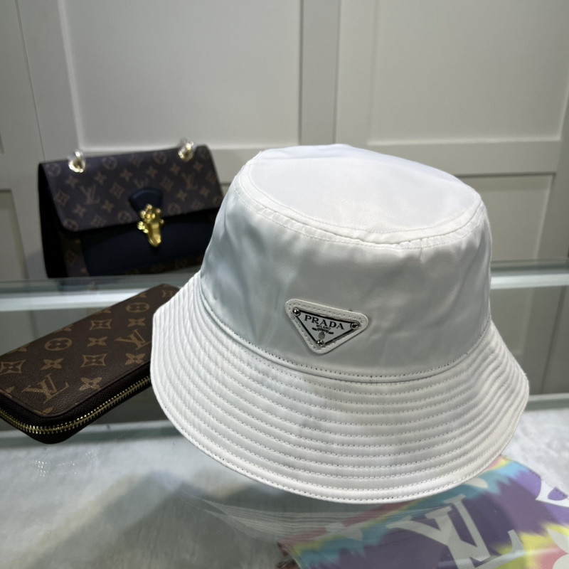 Pra*a hat