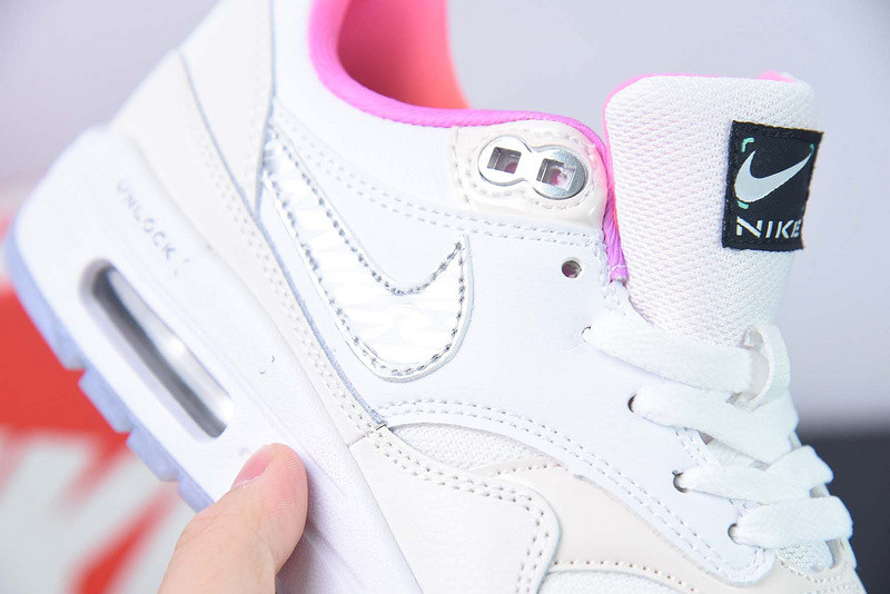 Nike Air Max 1 "Unlock Your Space" FN0608-101