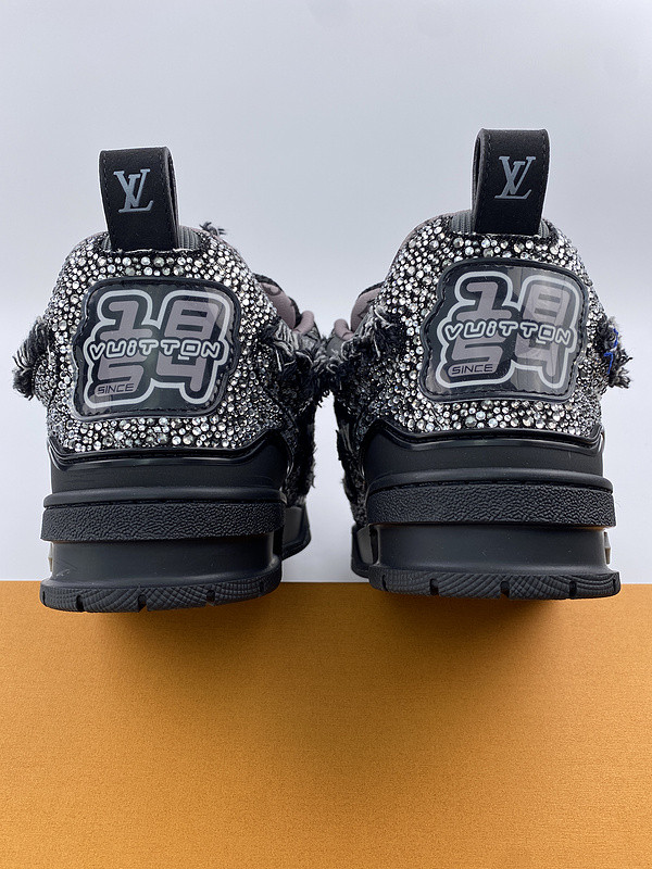LVT SNEAKERS