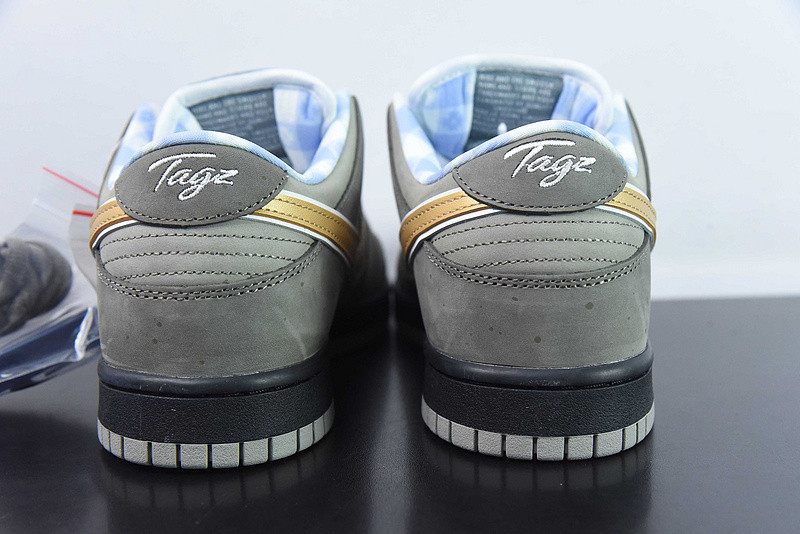 Nike SB Dunk Low Grey Lobster BV1310-105
