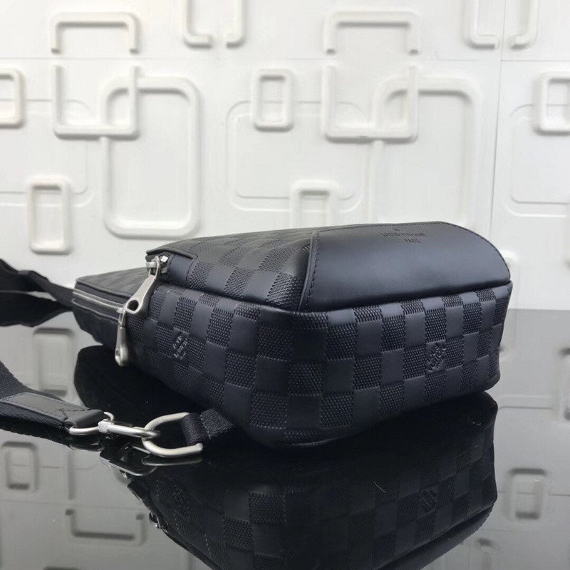 LVT PURSE