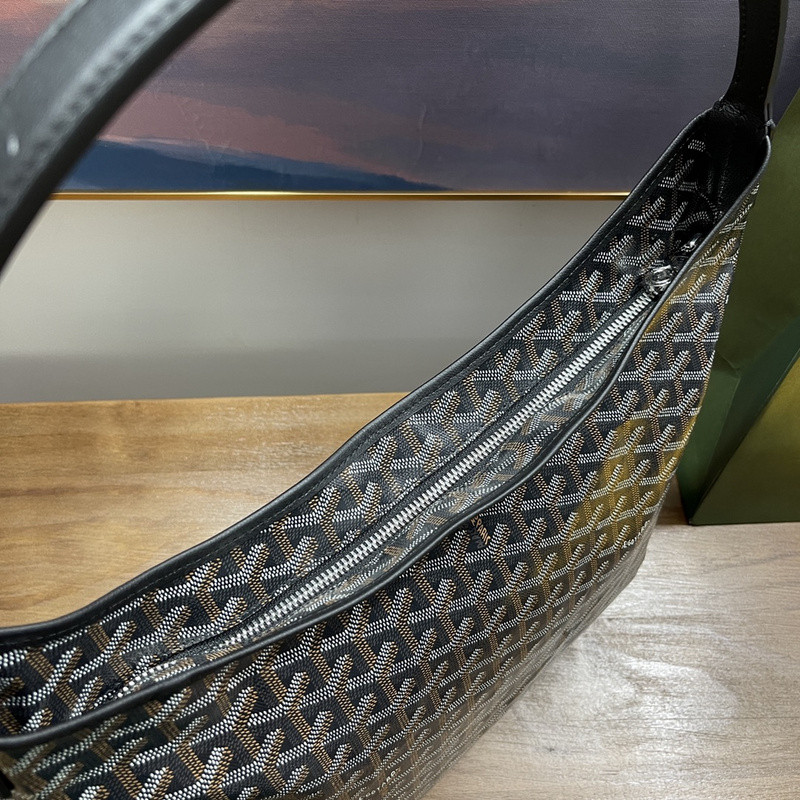 Go*ard purse