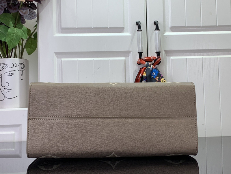 LVT PURSE