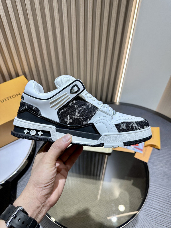 LVT SNEAKERS