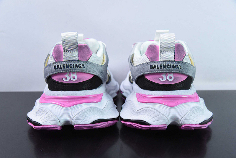 BC XL SNEAKERS