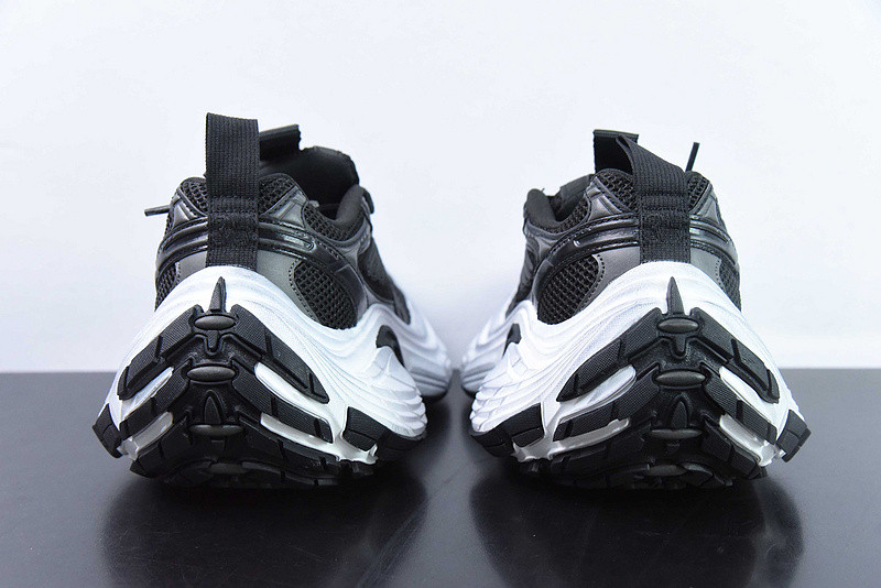 BC XL SNEAKERS