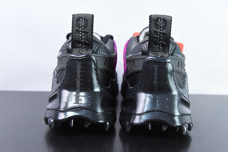OF C/O ODSY-1000 SNEAKER