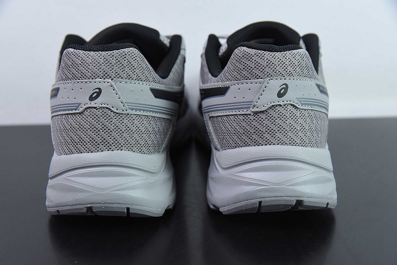 ASICS Gel-Contend 4 