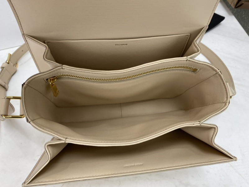 Ce**e bag