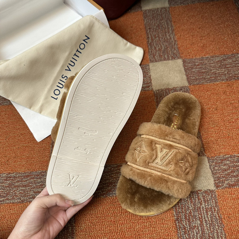 LVT SANDALS
