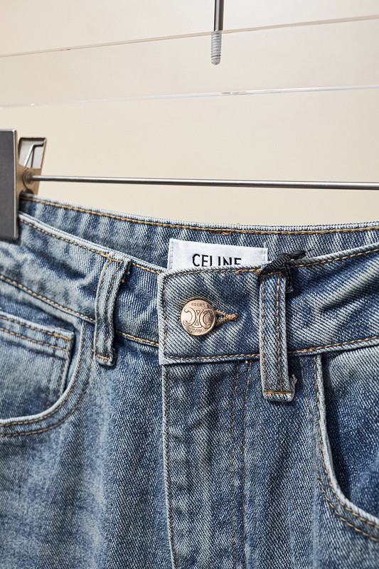 Ce**e clothes