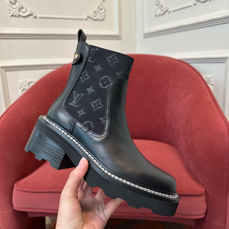 LVT BOOTS