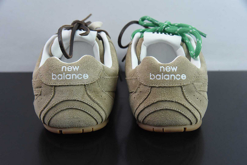 NEW BALANCE X MIUMIU SNEAKER