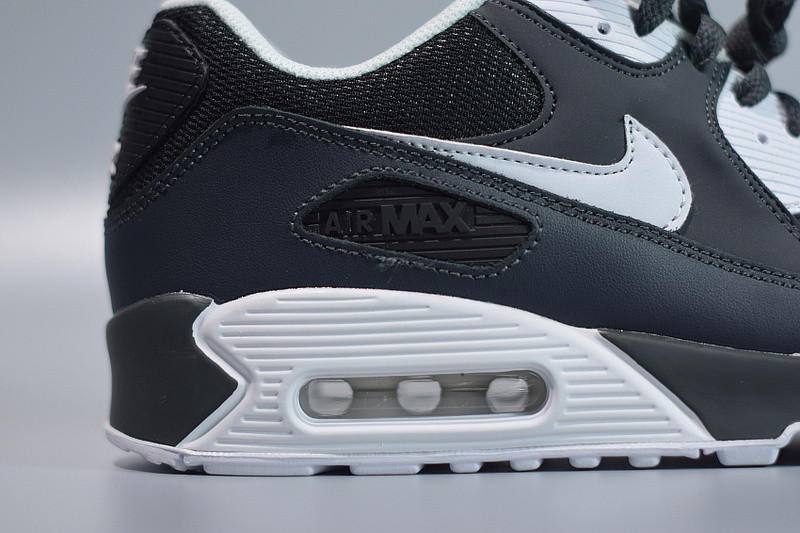 NIKE AIR MAX 90 BLACK WHITE 537384-089