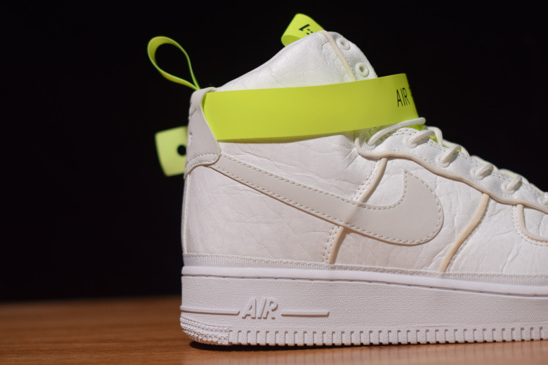 NIKE AIR FORCE 1 HIGH 