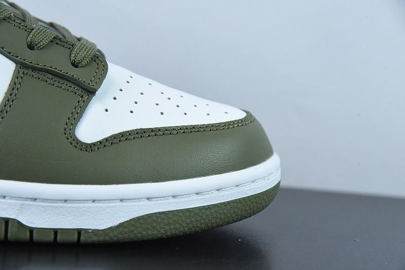 NIKE WMNS DUNK LOW 