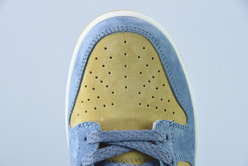 Otomo Katsuhiro x Nike SB Dunk Low Steamboy ST1391-204