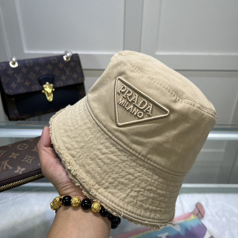 Pra*a hat