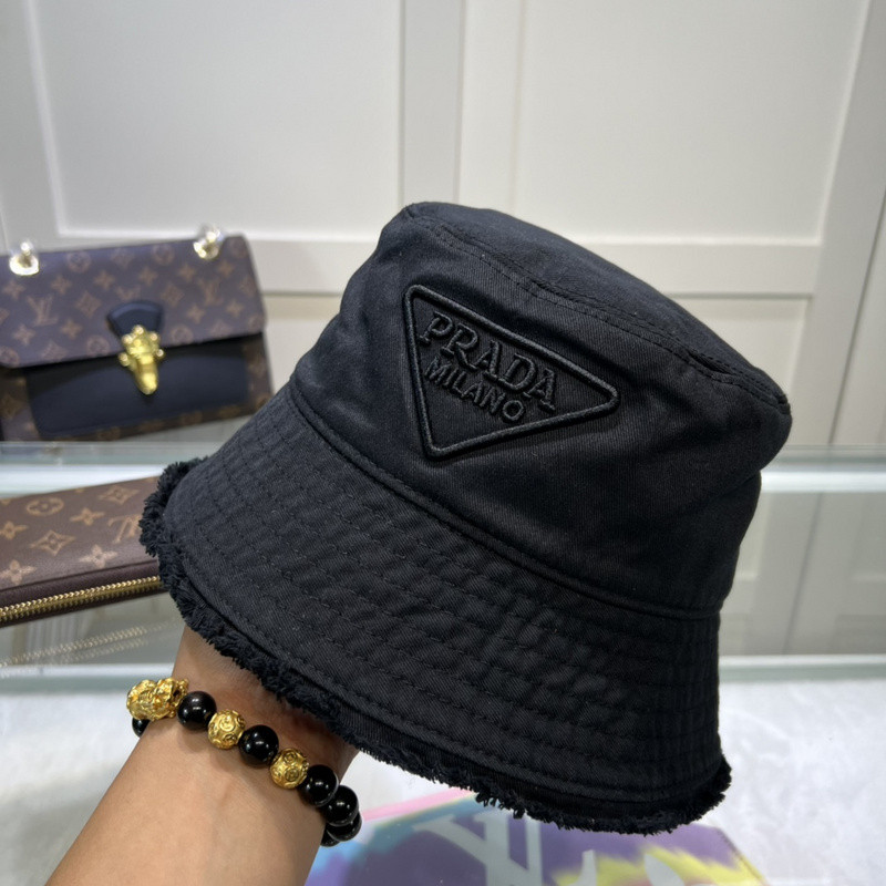 Pra*a hat