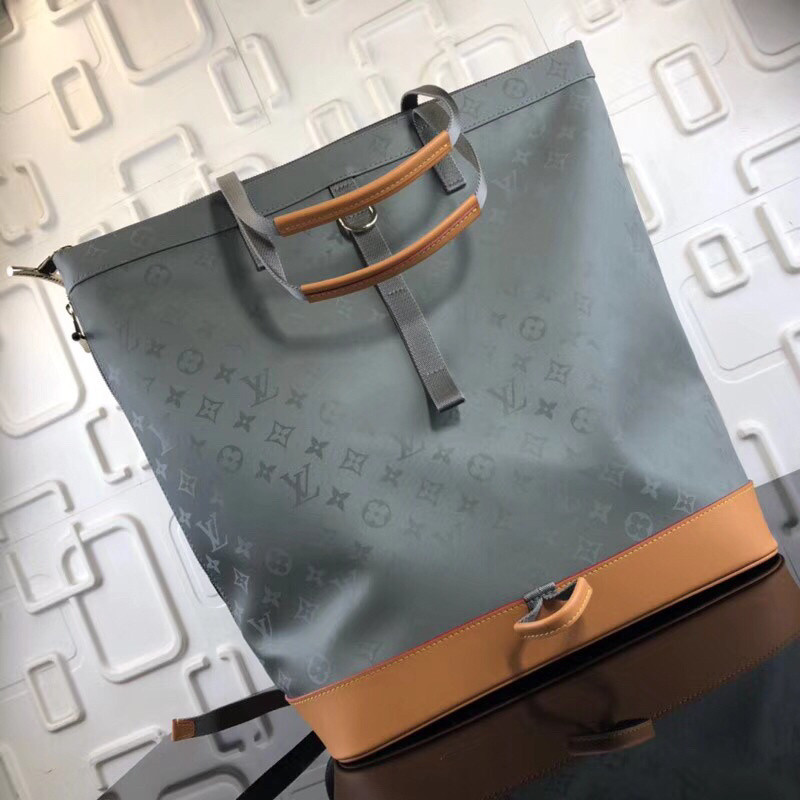 LVT PURSE
