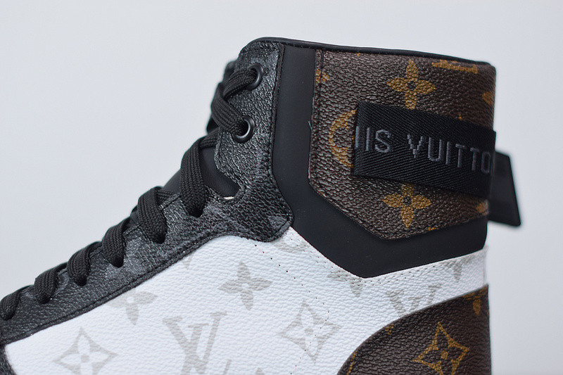 LVT SNEAKERS