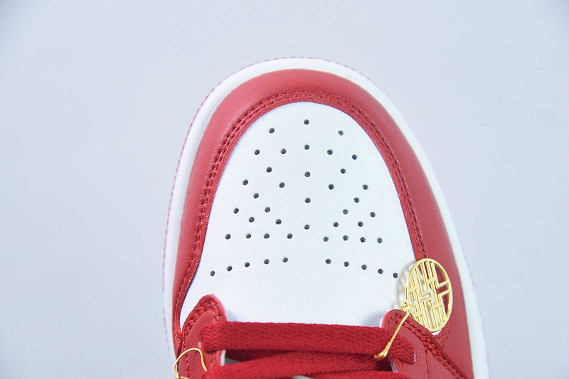 Air Jordan 1 Low 
