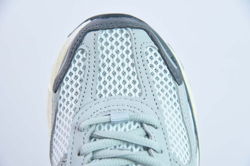 Nike Zoom Vomero 5 "Wolf Grey" FD9919-001