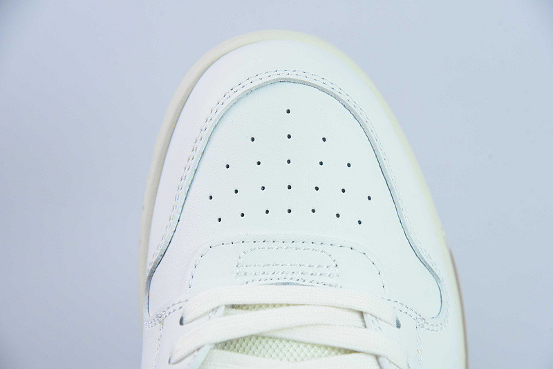OF™ C/O VIRGIL ABLOH OUT OF OFFICE LOW-TOP LEATHER SNEAKERS ‘OOO“