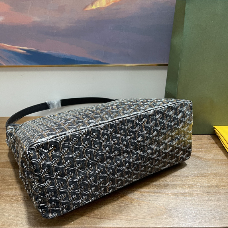 Go*ard purse