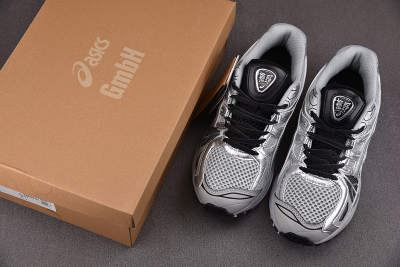ASICS Gel Kayano Legacy 