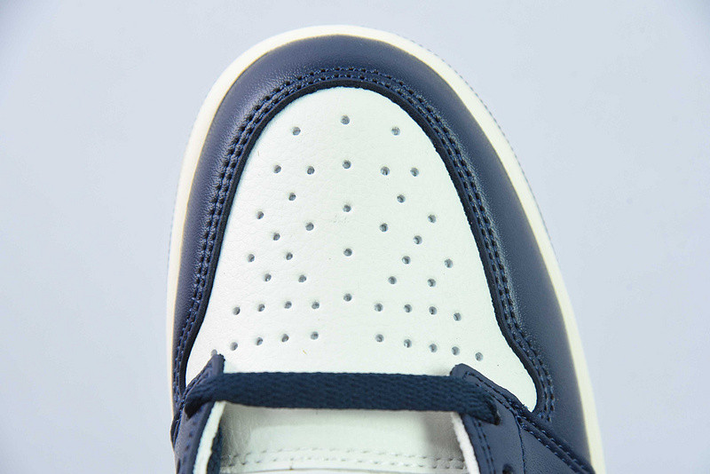 Air Jordan 1 Low OG “Obsidian” CZ0790-400