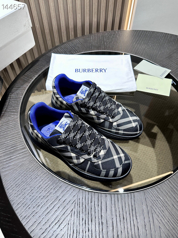 B**rry sneaker